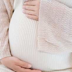 人工智能产品经🚣‍♀️😷理同样👨‍🏫价值不菲，他们🍹🏎的薪资范🚝